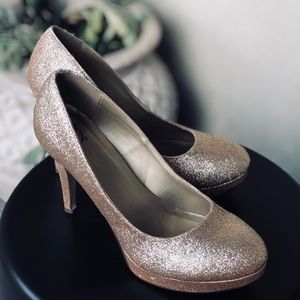 Glittery gold heels